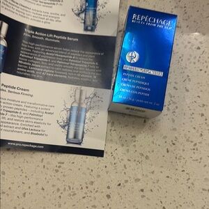 Triple Action Lift Peptide Creme - Vibrant Blue NIB